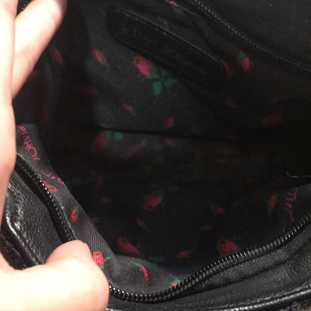 {Betsey Johnson} crossbody Purse - Picture 7 of 8